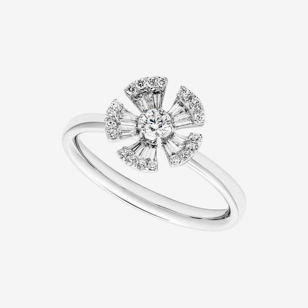  SOLITAIRE FLORAL RING 