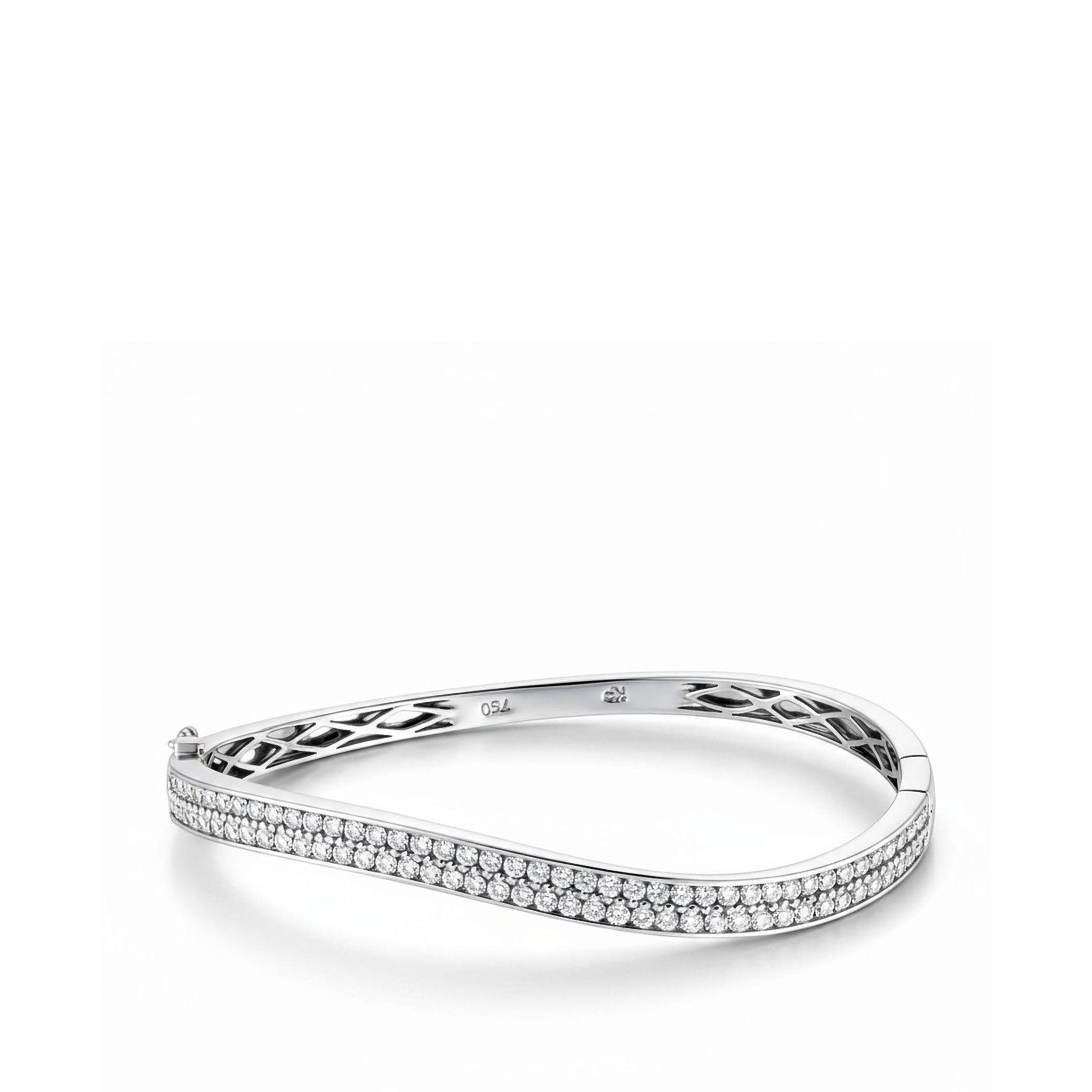 PAVÉ CONTOUR BANGLE