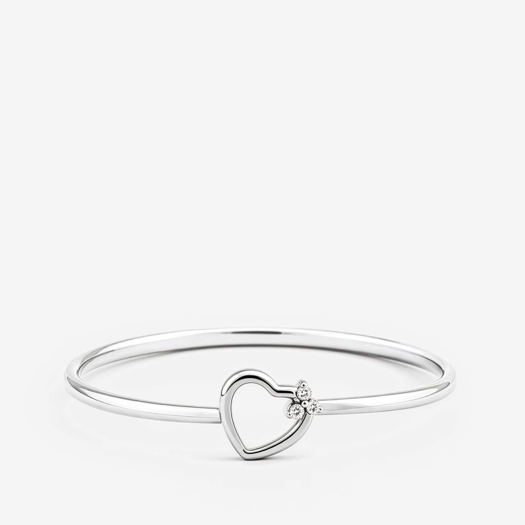  OPEN HEART HOOK BANGLE 