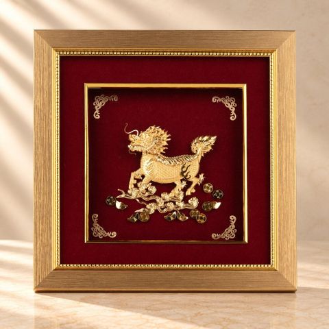 Tranh Tỳ Hưu dát vàng 24k