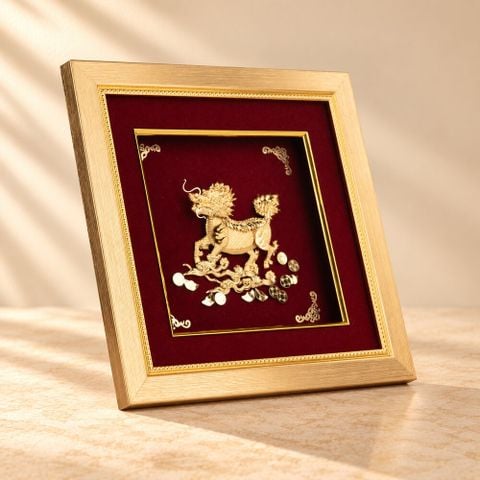 Tranh Tỳ Hưu dát vàng 24k