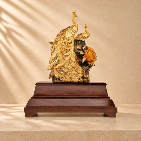 Tượng Đôi Chim Công dát vàng 24k
