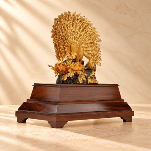 Tượng Đôi Chim Công dát vàng 24k