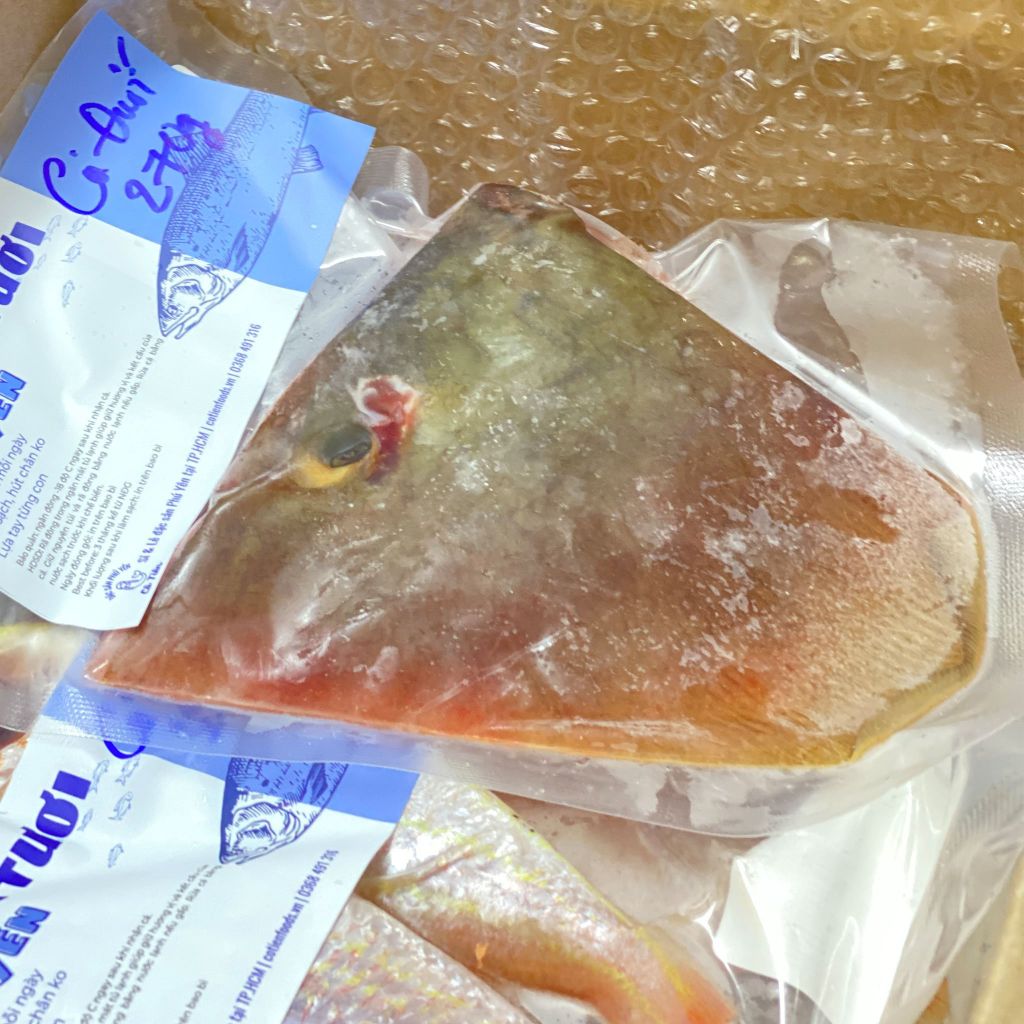 Cá đuối thiên nhiên cắt khúc