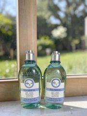 Sữa tắm Elvawell Hyaluronic Acid 250ml ( xanh )