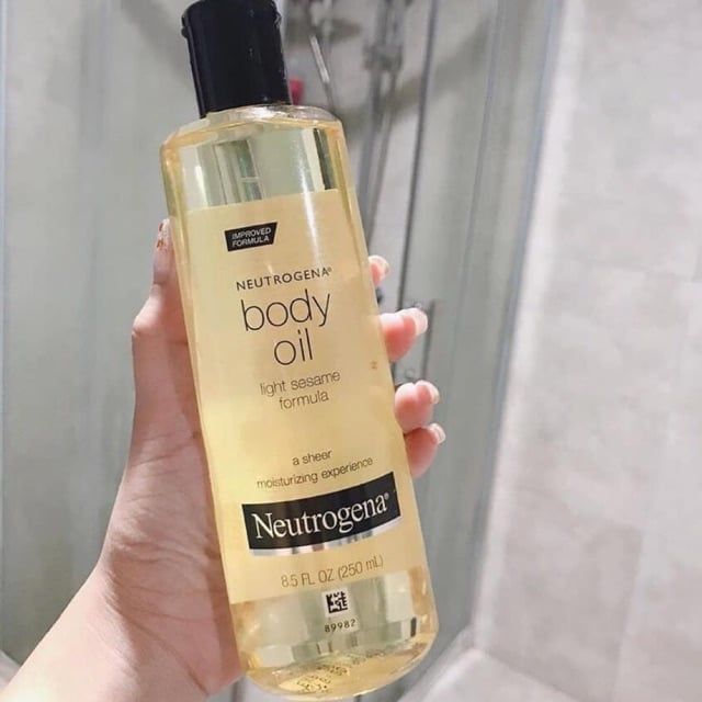 Dầu Dưỡng Thể Neutrogena Body Oil Light Sesame Formula 250ml