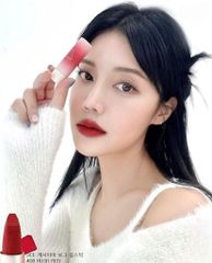 Son Thỏi 3CE Cashmere Hug Lipstick #08 Hush Red