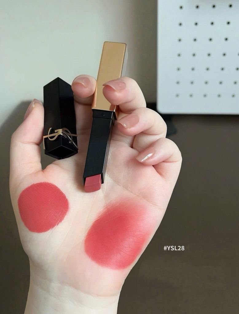 Son YSL The Slim Couture Matte Lipstick #28 Pink Palace