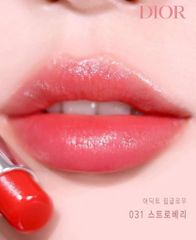 Dior - Son Dưỡng Addict Lip Glow #031 Strawberry (Mẫu Mới Vỏ Xanh) - Ko Tđ