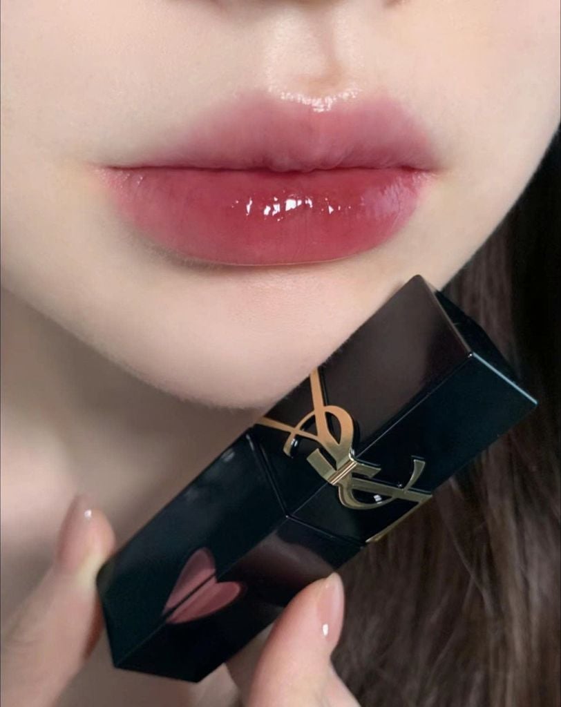 Son YSL The Inks Vinyl Cream ( Trái Tim ) #622 (Ko Tđ)