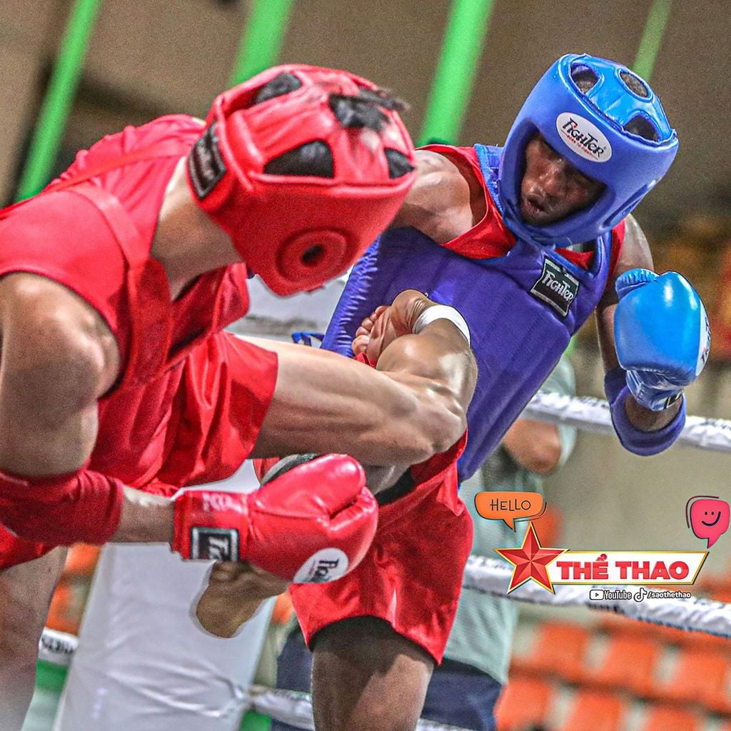 Mũ Thi Đấu Fighter