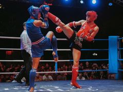 Giáp Chân Muay Fighter
