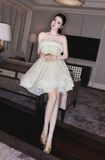  Váy kem ngắn cúp ngực đan dây thừng GLAMDOLL 