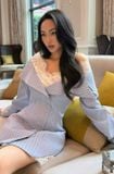  Váy sọc xanh ngắn cổ chữ V phối ren KEIRA TONG 