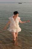  Váy trắng ngắn cổ sơ mi kèm chân váy JIRENE 