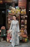  W - Áo dài LAM KHUÊ hoạ tiết hoa xanh MAISON HAVU 