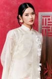  W - Áo dài BẠCH NGỌC trắng kèm dây cài hoa  MỘC TRÀ 