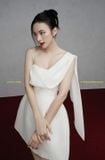  Váy trắng ngắn 1 dây và tà chéo 1 bên LANE JT 
