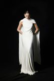 Váy lụa trắng cape quý phái HUONG BOUTIQUE 