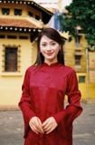  W - Áo dài đỏ CHÂU ĐOAN quần trắng lụa XÉO XỌ 