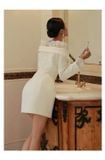  Váy trắng ngắn trễ vai cổ vest phối ren KEIRA TONG 