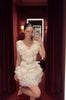 Cho thuê váy trắng ngắn body đính hoa GLAMDOLL đi chơi đẹp