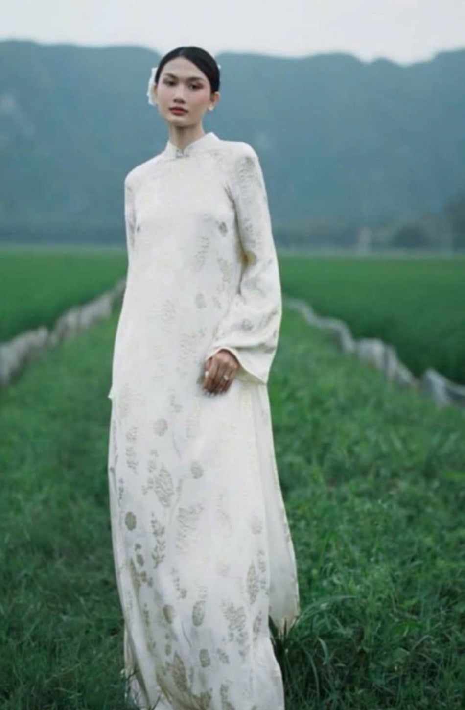  W - Áo Dài Lan Tiên XÉO XỌ 