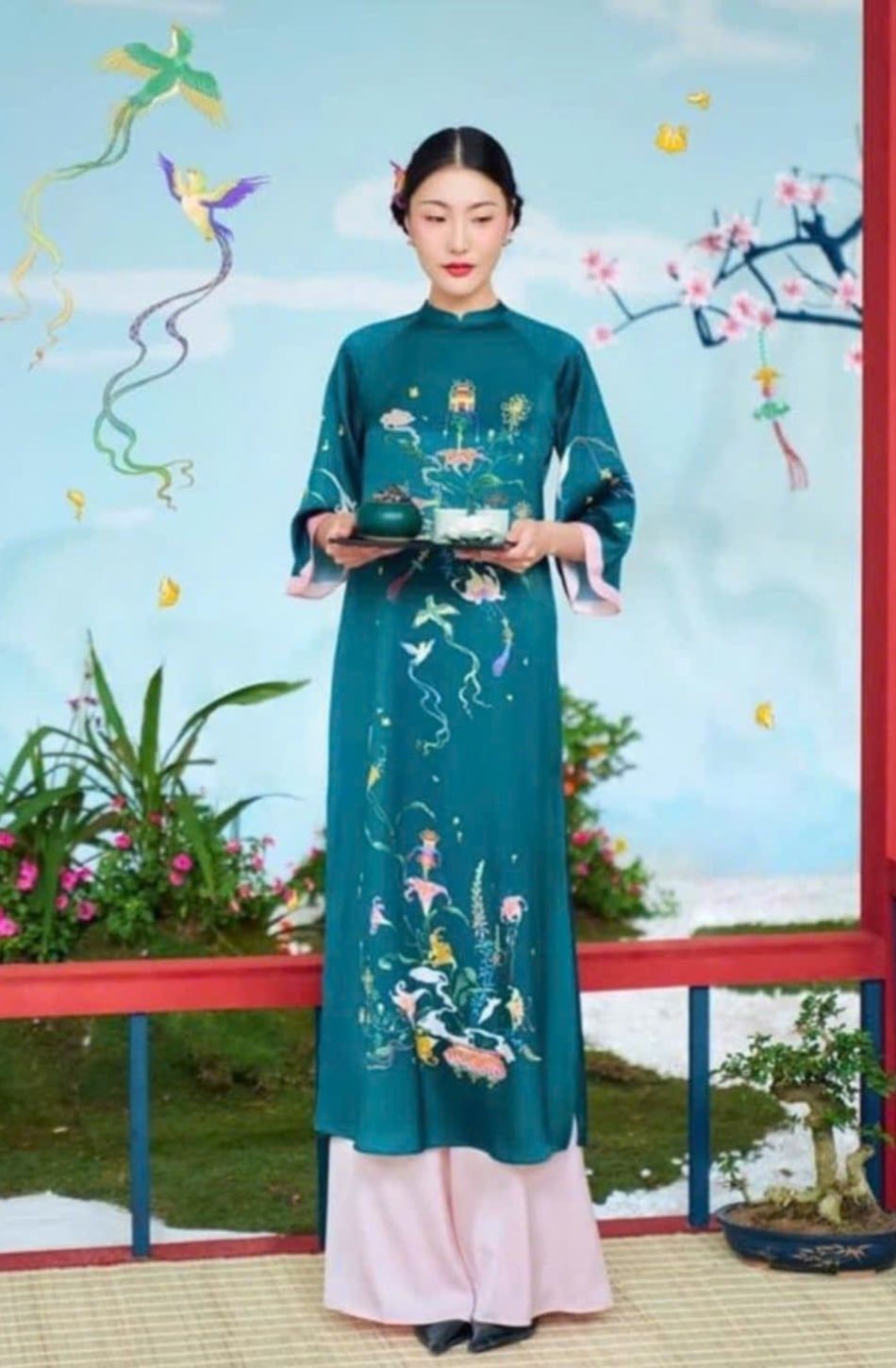  W - Áo dài xanh +quần hồng XÉO XỌ 