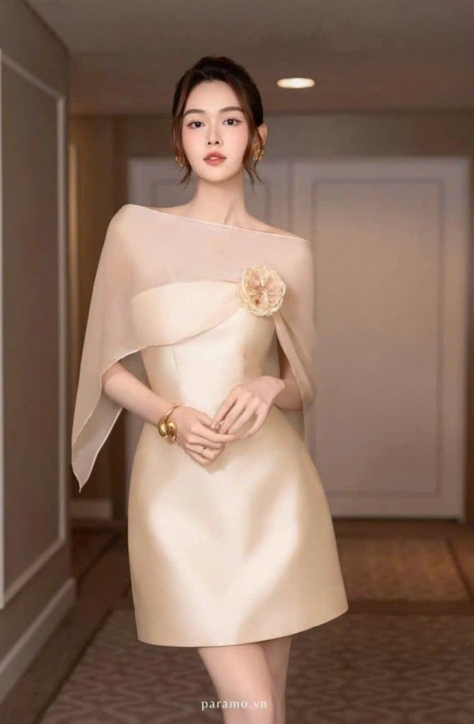  Váy vàng gold ngắn PARAMO 