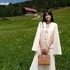 Cho thuê set croptop blazer chân váy kem  NAN ATELIER đi đám cưới đẹp