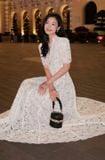  Váy ren trắng cổ chữ V tay ngắn JENNIE CHOO 