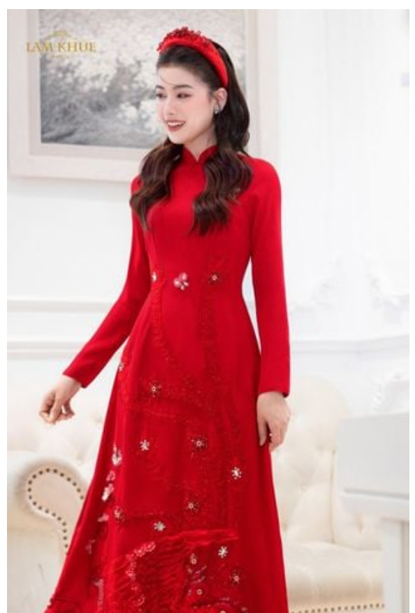  W - Áo dài đỏ cô dâu thêu hoa công LAM KHUE 
