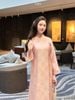 Áo dài hồng ánh vàng NGŨ PHÚC TẰM BY THƯƠNG đi đám cưới đẹp