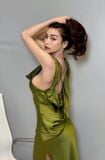  Váy lụa xanh lá cổ đỗ KISSERINE 