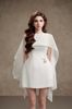 Cho thuê váy trắng ngắn kèm khăn choàng DELICATE đi đám cưới cá tính