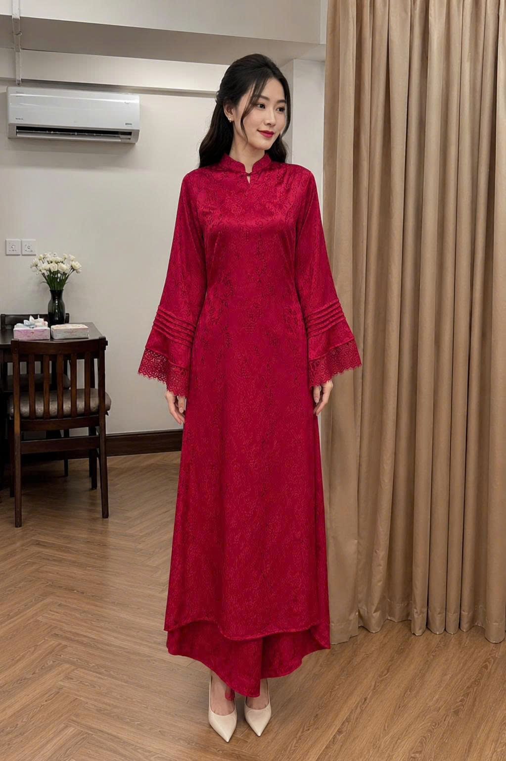  W - Áo dài đỏ cổ V tay phối ren KOALIFY 