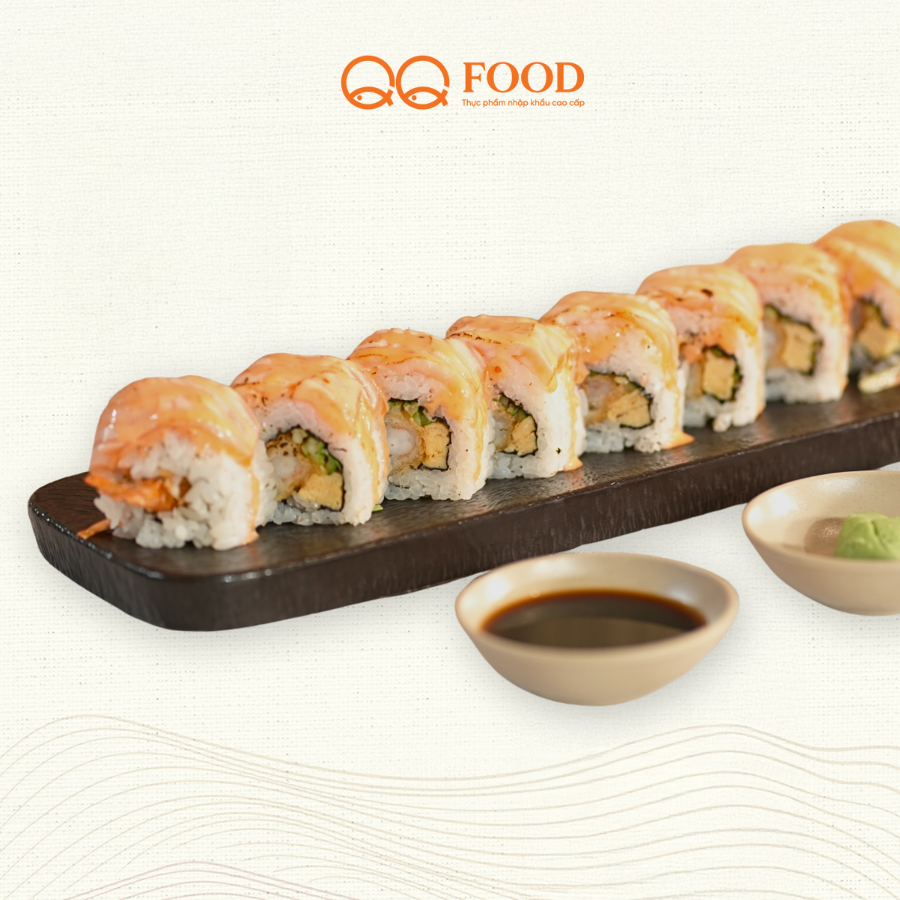  Cơm cuộn tôm Tempura phủ cá hồi 