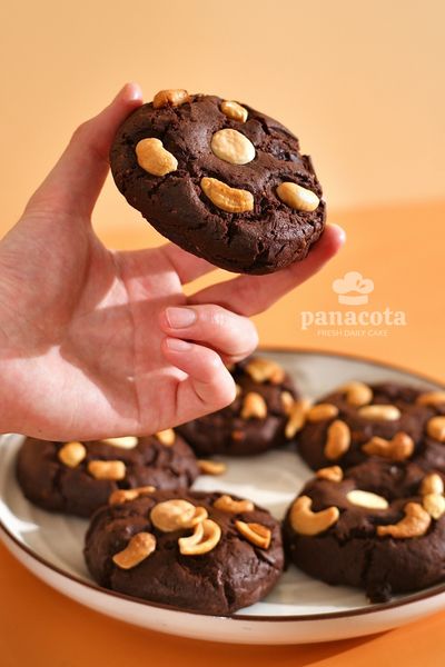 CHOCONUT COOKIE