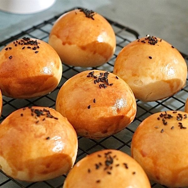 BÁNH TRUNG THU LAVA TRỨNG MUỐI LẺ