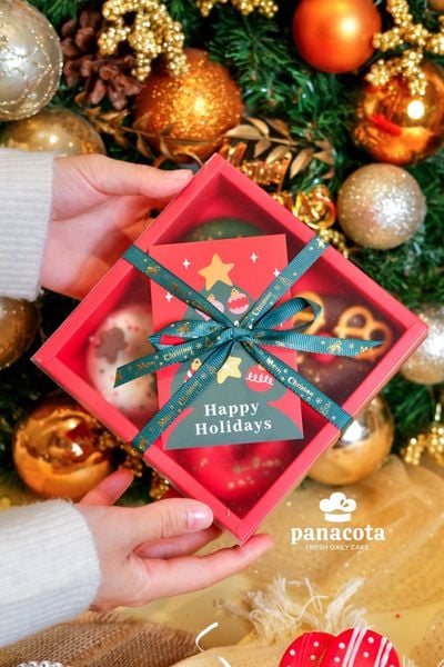 SET BÁNH FINANCIER DONUT (4C)