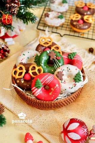 BÁNH FINANCIER DONUT LỚN