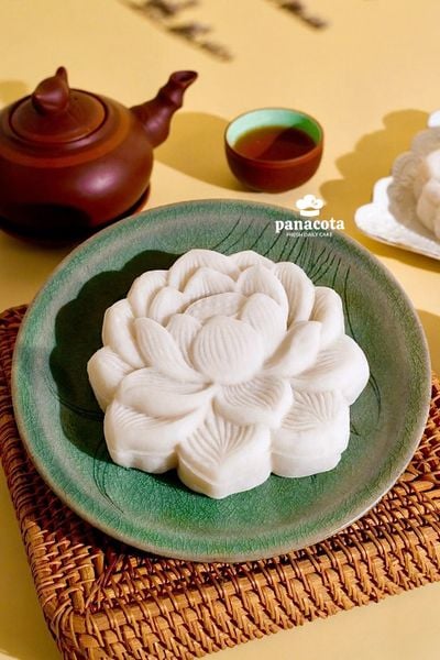 BÁNH DẺO LIÊN HOA CỐM XÀO