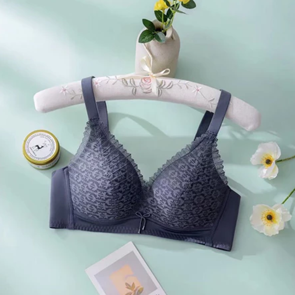 Áo ngực nữ không gọng mút mỏng mềm mại SPA9036SH