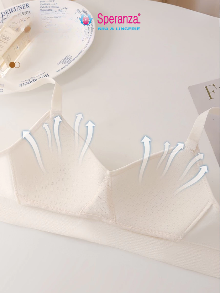 Áo lót nữ Speranza, Không Gọng, Dệt Kim Không Đường May, Đệm Mỏng Thoáng Khí SPA544SH