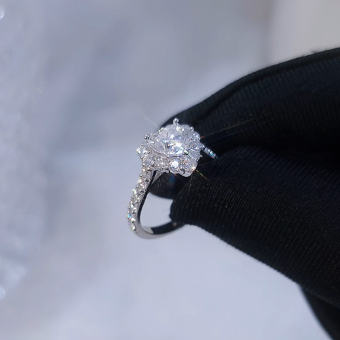 Nhẫn bạc Thụy Sĩ đính full đá Moissanite tim 7.0ly _ROWLER RH000946