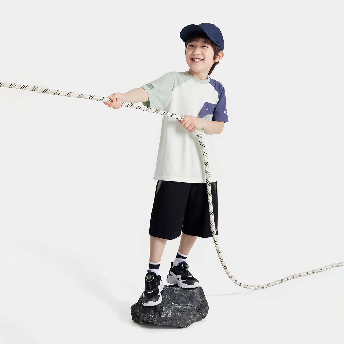 Bộ Quần Áo Thể Thao Bé Trai Anta Kids 3525C9106-1