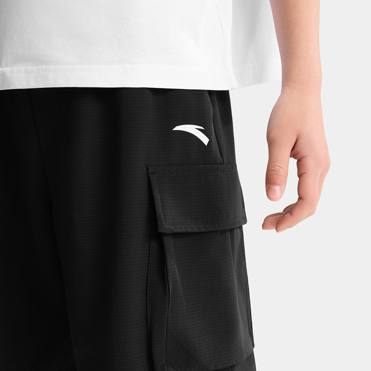 Quần Short Thể Thao Bé Trai Anta Kids 3526B6508-2