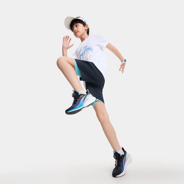Quần Short Thể Thao Bé Trai Anta Kids A526B7301-2