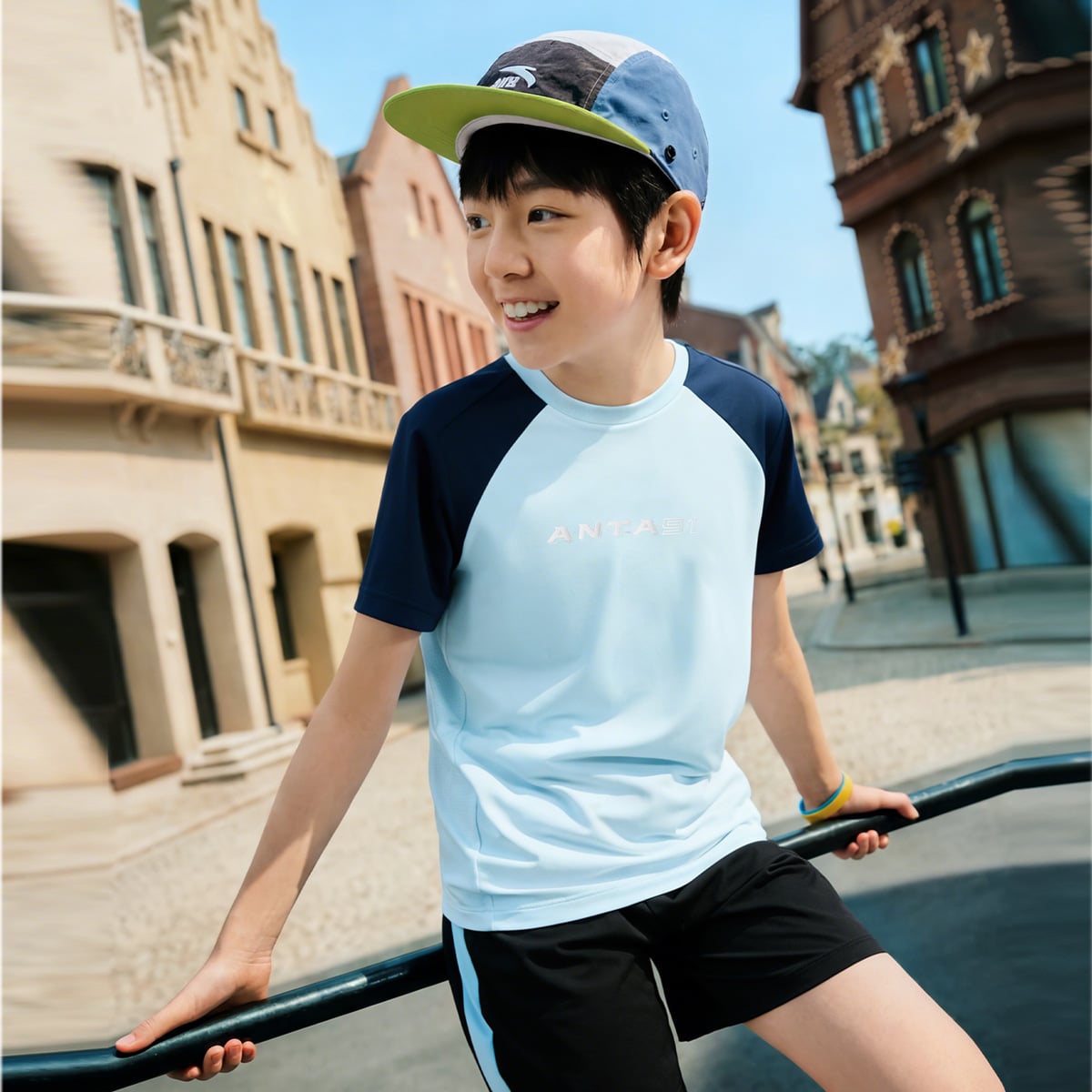 Bộ Quần Áo Thể Thao Bé Trai Anta Kids A72625710-3