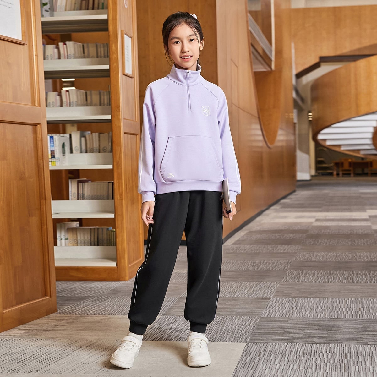 Bộ Quần Áo Thể Thao Bé Gái Anta Kids A62537708-3